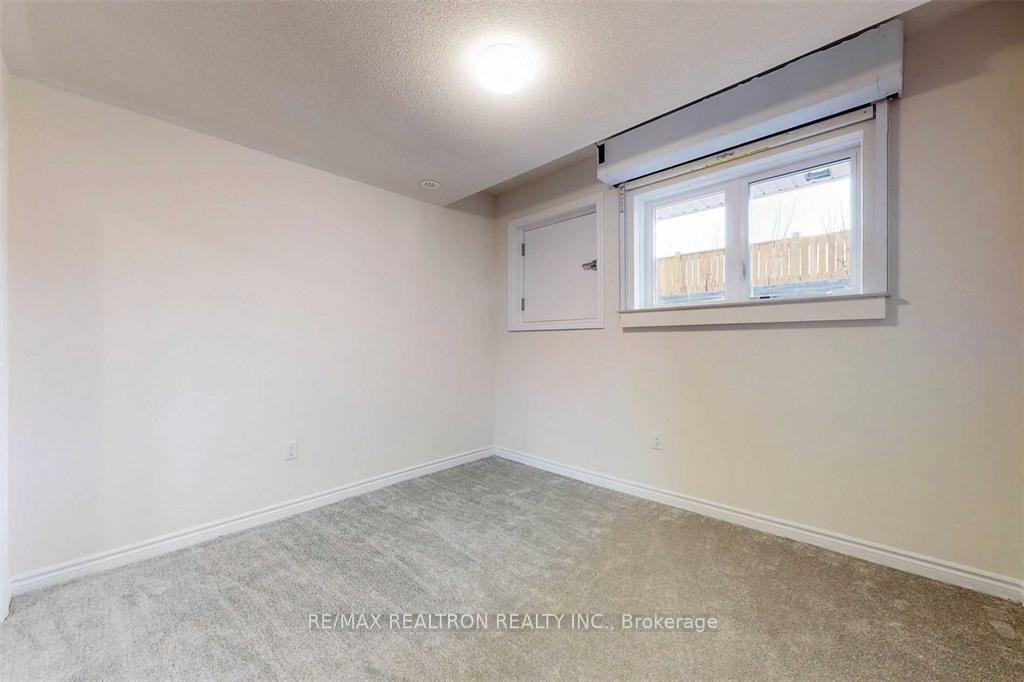 Photo 20 of Unit 19, 480 Beresford Path, Oshawa, Central — HOMEH
