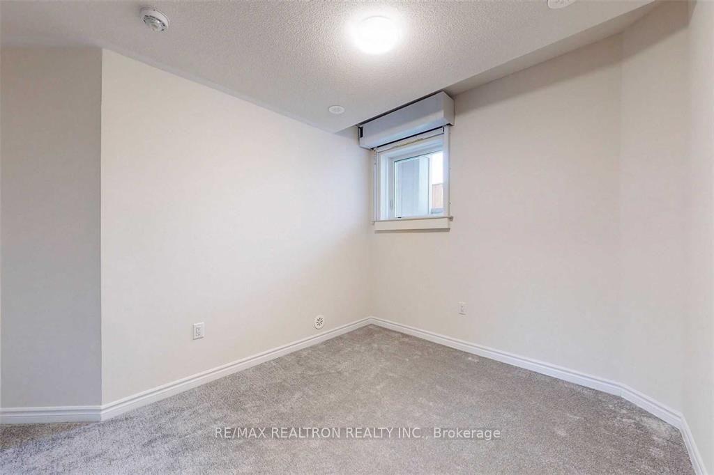 Photo 26 of Unit 19, 480 Beresford Path, Oshawa, Central — HOMEH