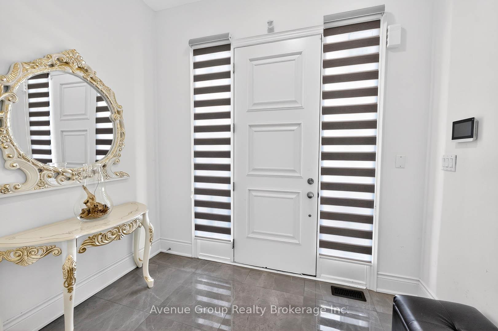 Photo 2 of 200 Farrell Road, Vaughan, Patterson — HOMEH