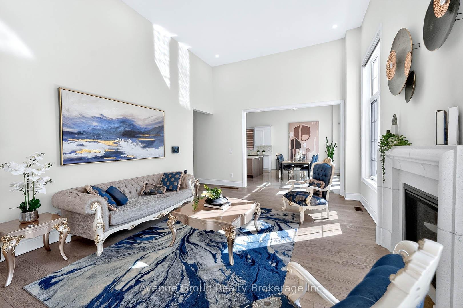Photo 9 of 200 Farrell Road, Vaughan, Patterson — HOMEH