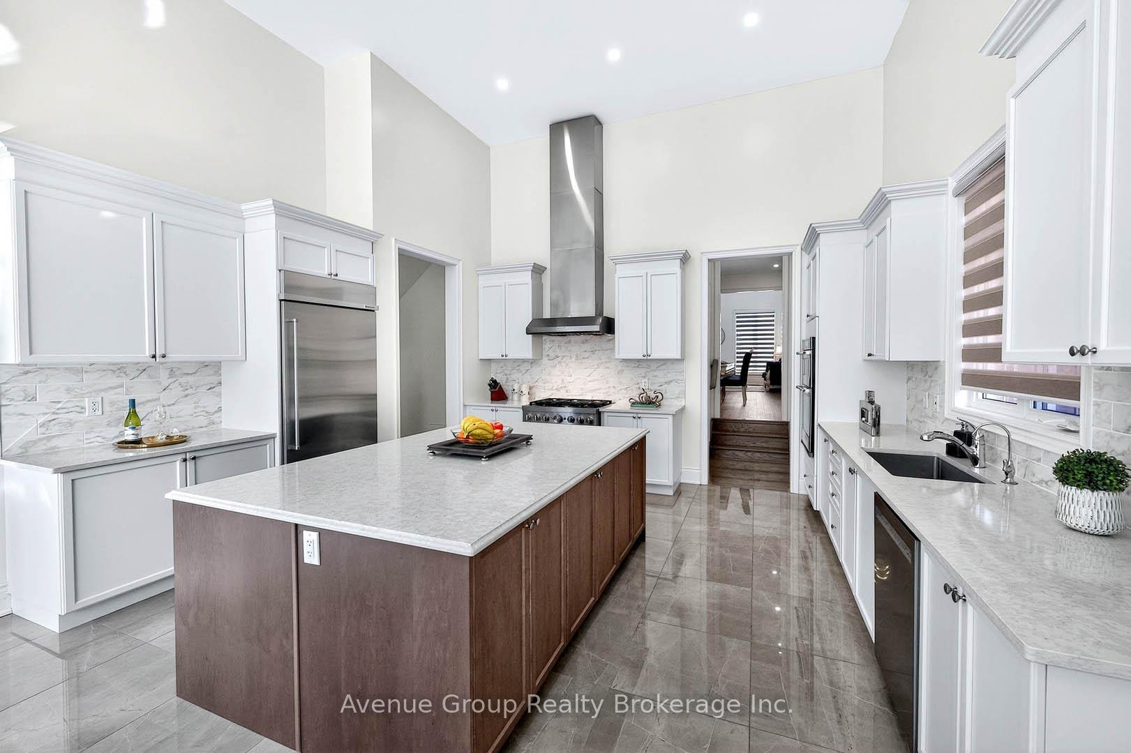 Photo 15 of 200 Farrell Road, Vaughan, Patterson — HOMEH