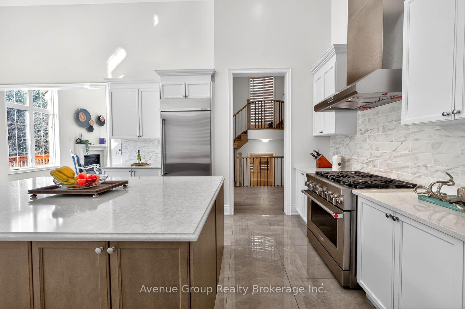 Photo 18 of 200 Farrell Road, Vaughan, Patterson — HOMEH