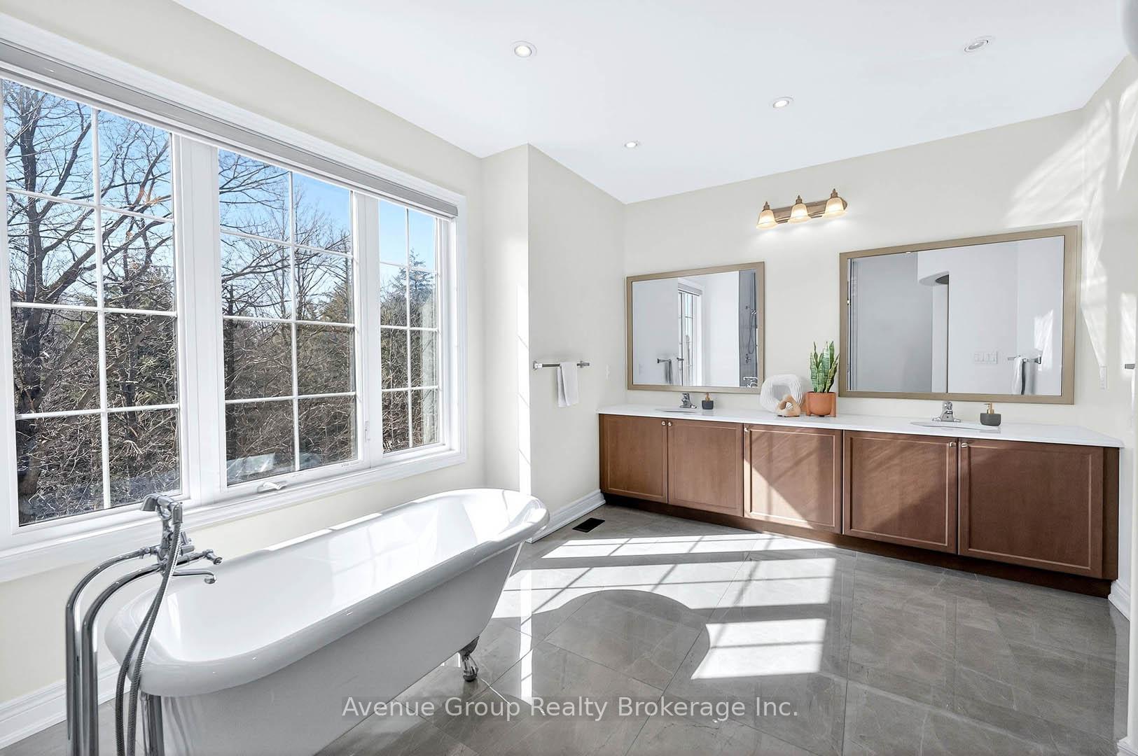 Photo 31 of 200 Farrell Road, Vaughan, Patterson — HOMEH