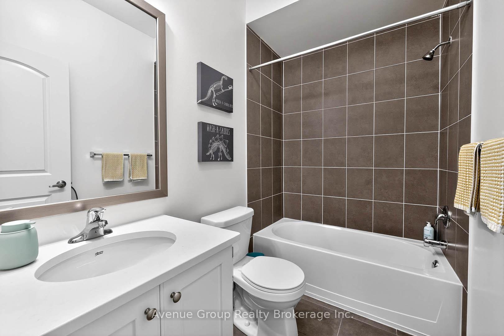 Photo 38 of 200 Farrell Road, Vaughan, Patterson — HOMEH