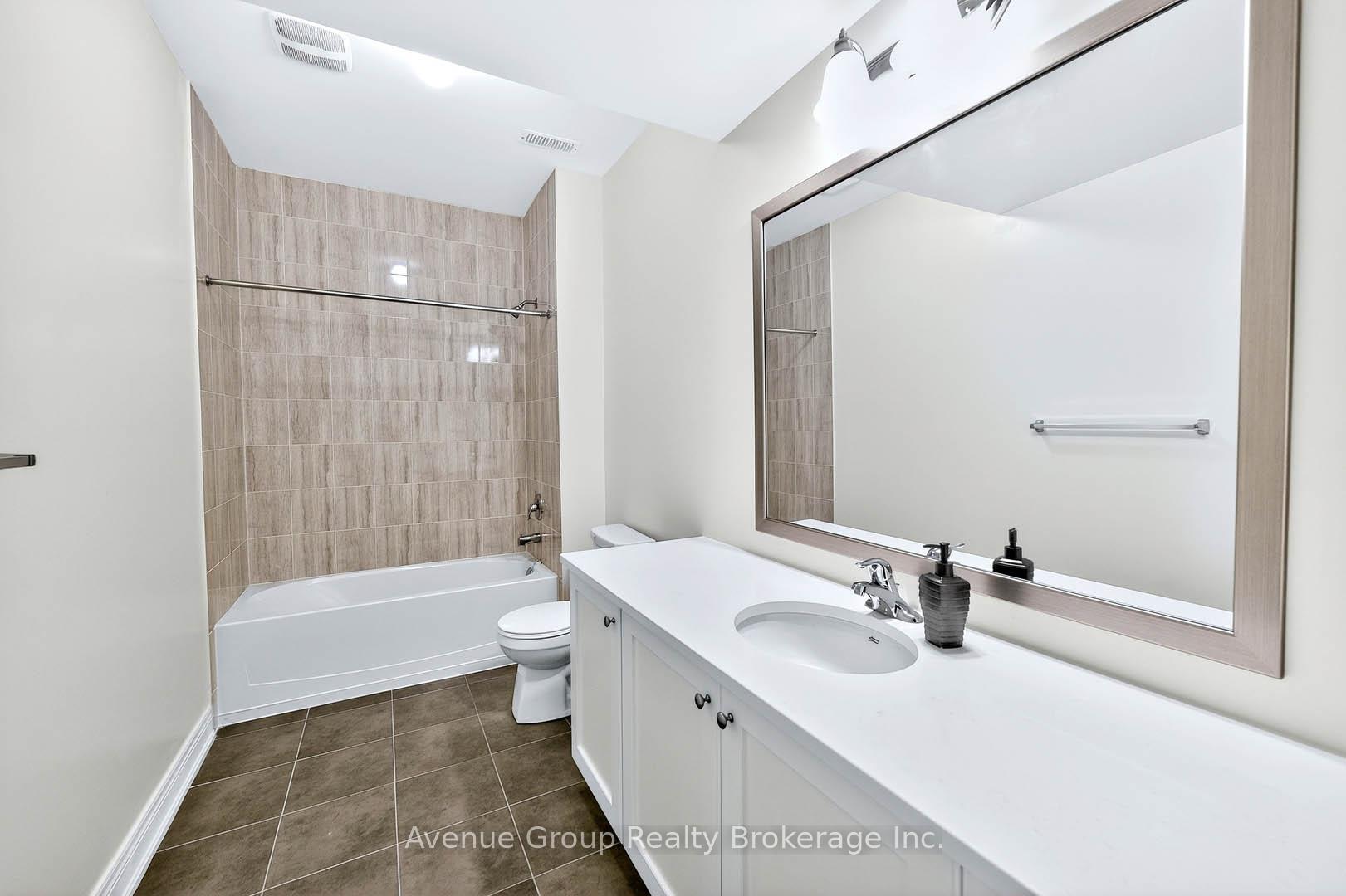 Photo 46 of 200 Farrell Road, Vaughan, Patterson — HOMEH