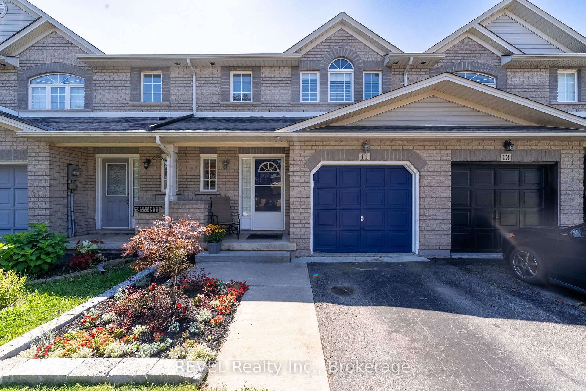 Photo 3 of 11 Elderberry Avenue, Grimsby, Grimsby West — HOMEH