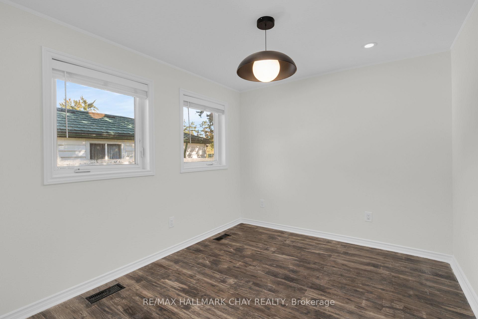 Photo 4 of 3391 Beachview Avenue, Severn, West Shore — HOMEH