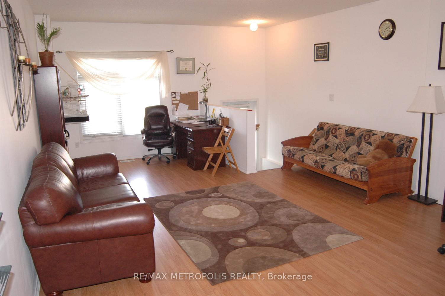 Photo 6 of Unit C17, 619 Wild Ginger Avenue, Waterloo, Erbsville/Laurelwood — HOMEH