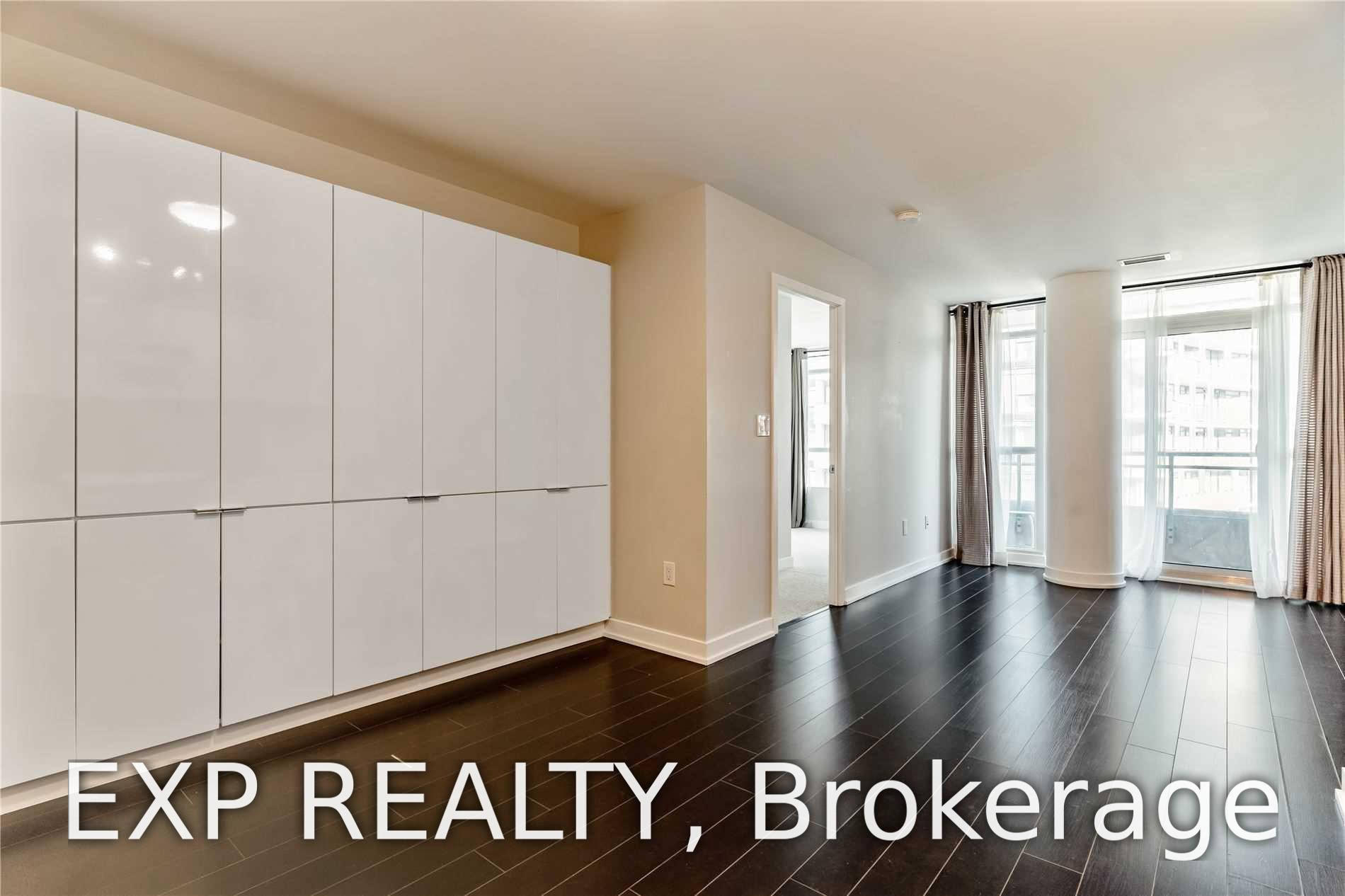 Photo 10 of Unit 1052, 10 Capreol Court, Toronto, Waterfront Communities — HOMEH