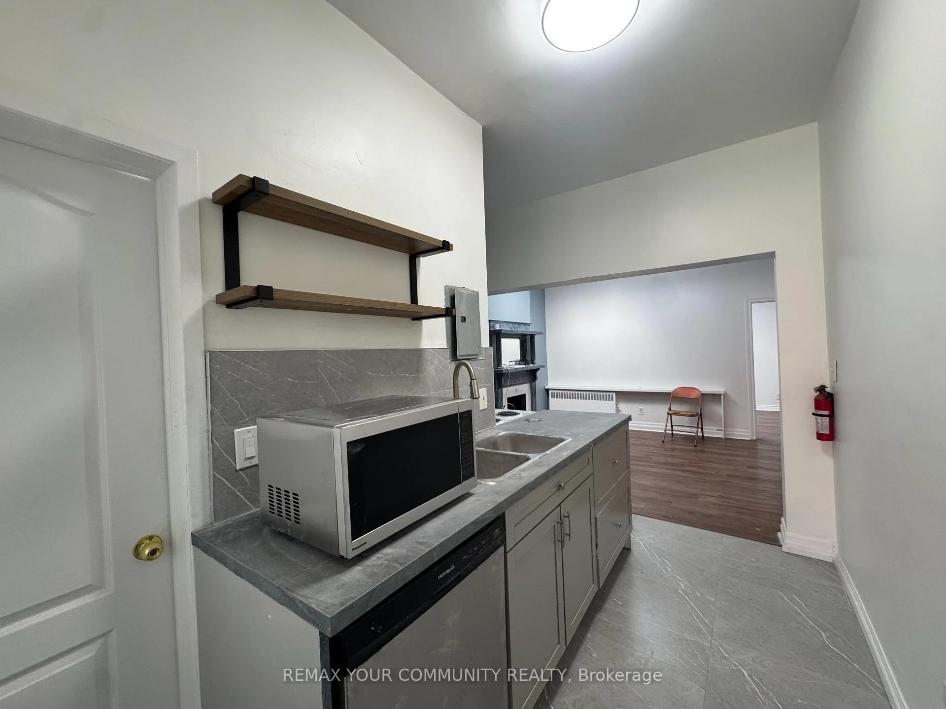 Photo 11 of Unit #1, 358 Main Street W, Hamilton, Strathcona — HOMEH
