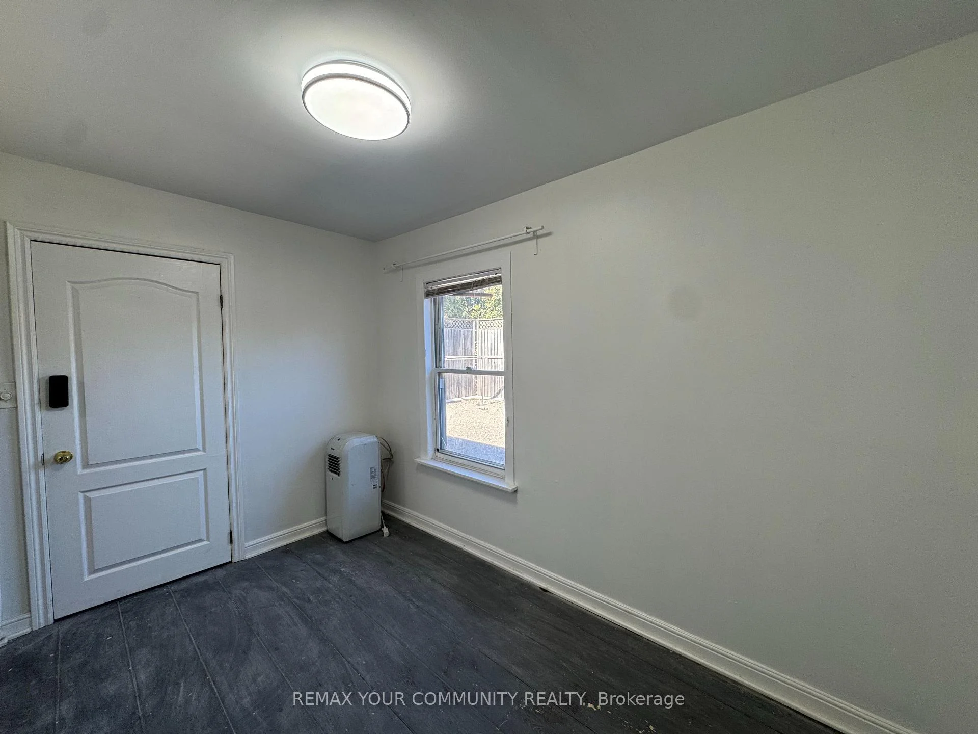 Photo 17 of Unit #1, 358 Main Street W, Hamilton, Strathcona — HOMEH