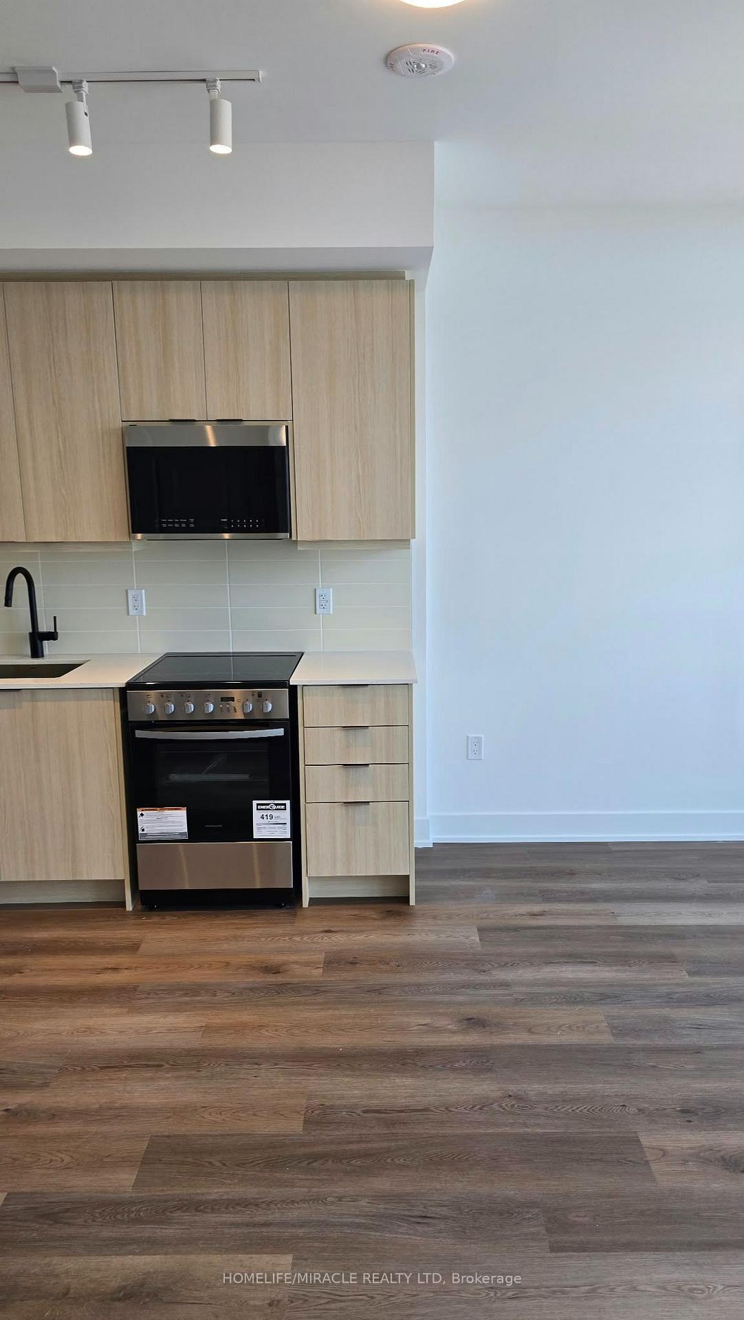 Photo 9 of Unit 1502 B, 125 Nipissing Road, Milton, Timberlea — HOMEH