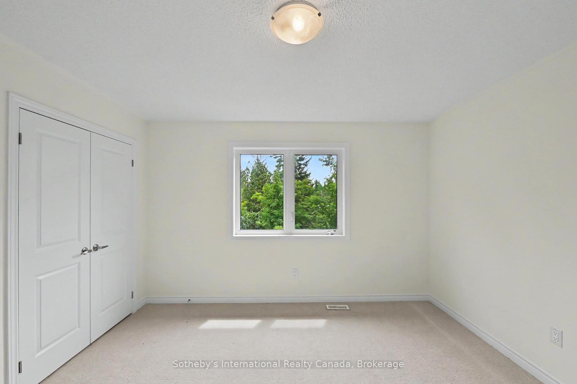 Photo 29 of 9 Hillcroft Way, Kawartha Lakes, Bobcaygeon — HOMEH