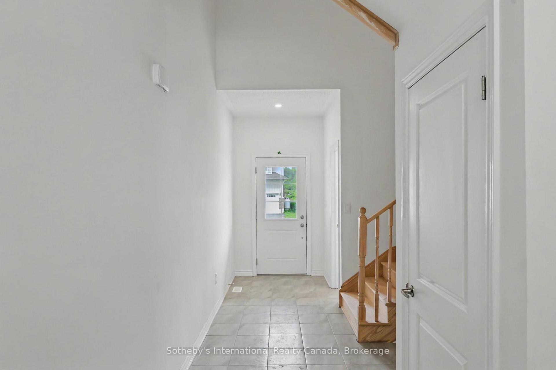 Photo 34 of 9 Hillcroft Way, Kawartha Lakes, Bobcaygeon — HOMEH