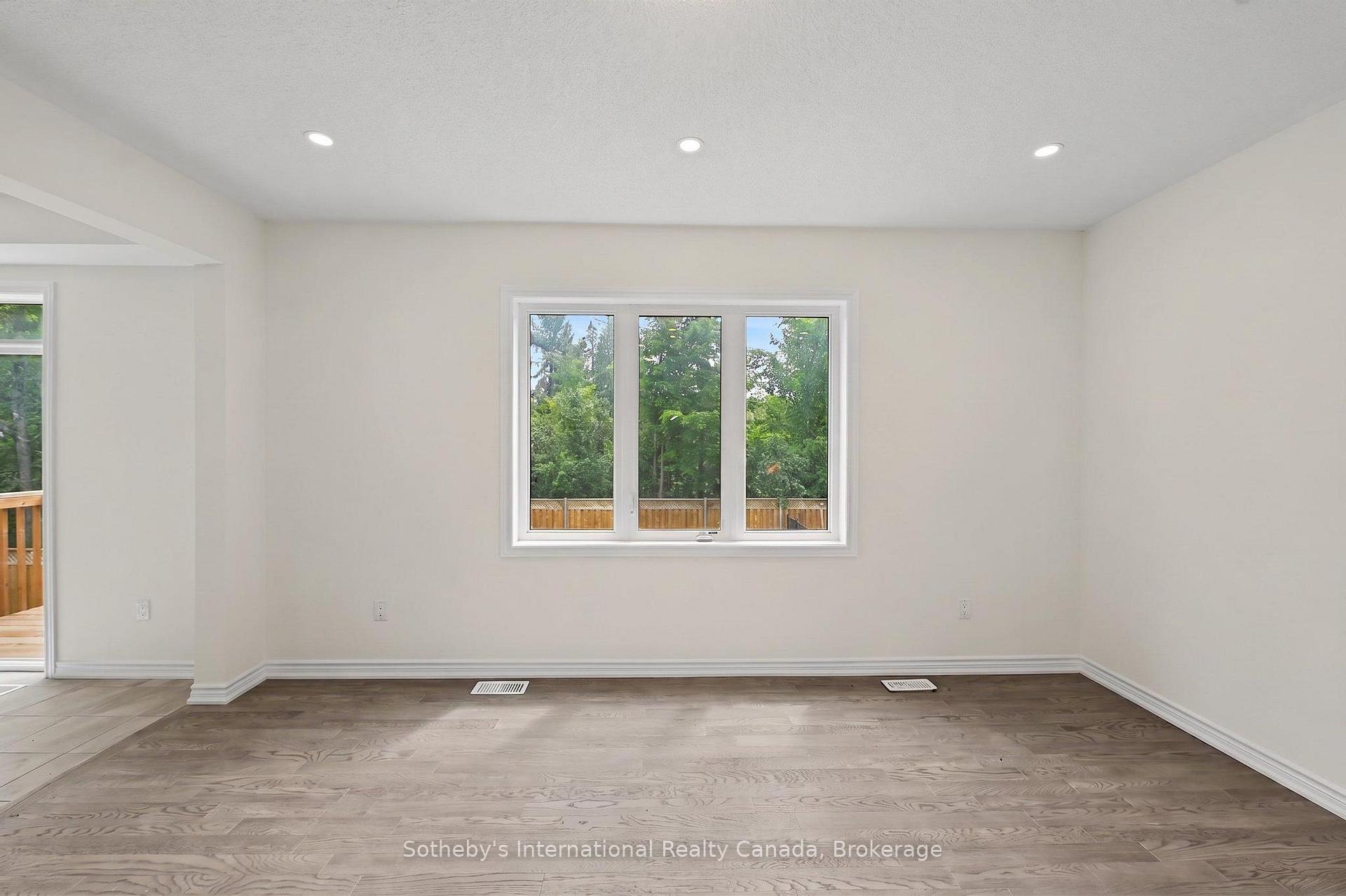 Photo 36 of 9 Hillcroft Way, Kawartha Lakes, Bobcaygeon — HOMEH