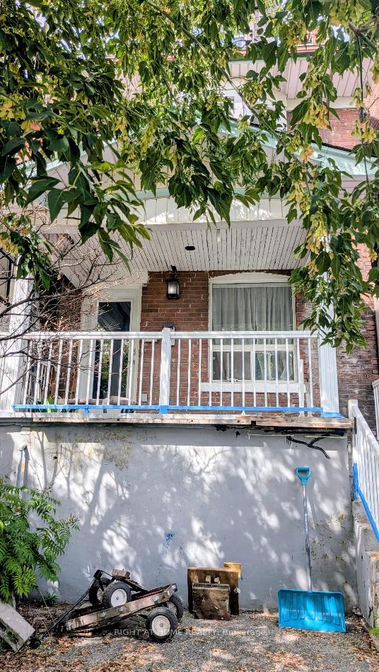 Photo 4 of 160 Rosemount Avenue, Toronto, Corso Italia-Davenport — HOMEH