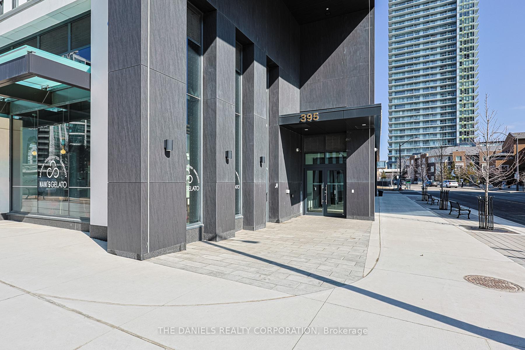 Photo 4 of Unit 4003, 395 Square One Drive, Mississauga, City Centre — HOMEH