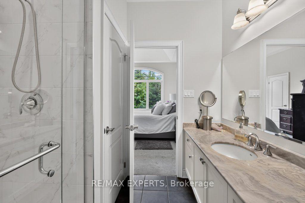 Photo 23 of Unit 15, 19 Westmount Drive, New Tecumseth, Alliston — HOMEH