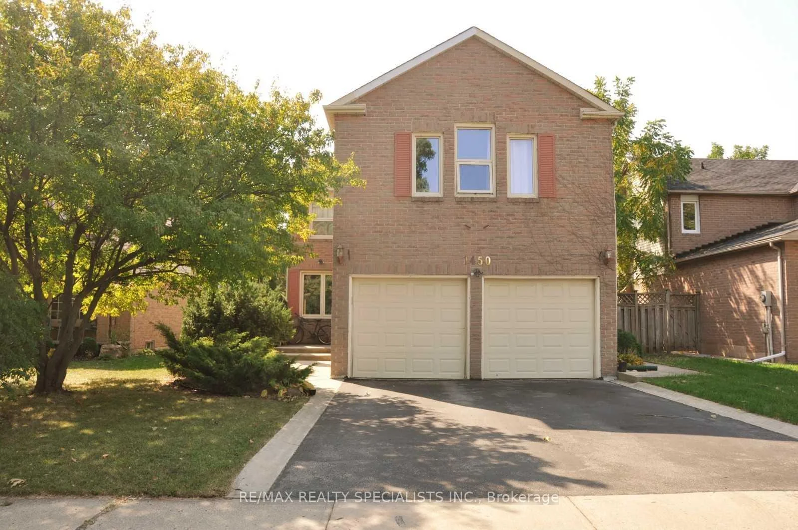 Front of Unit BSMNT, 1450 Thistledown Road