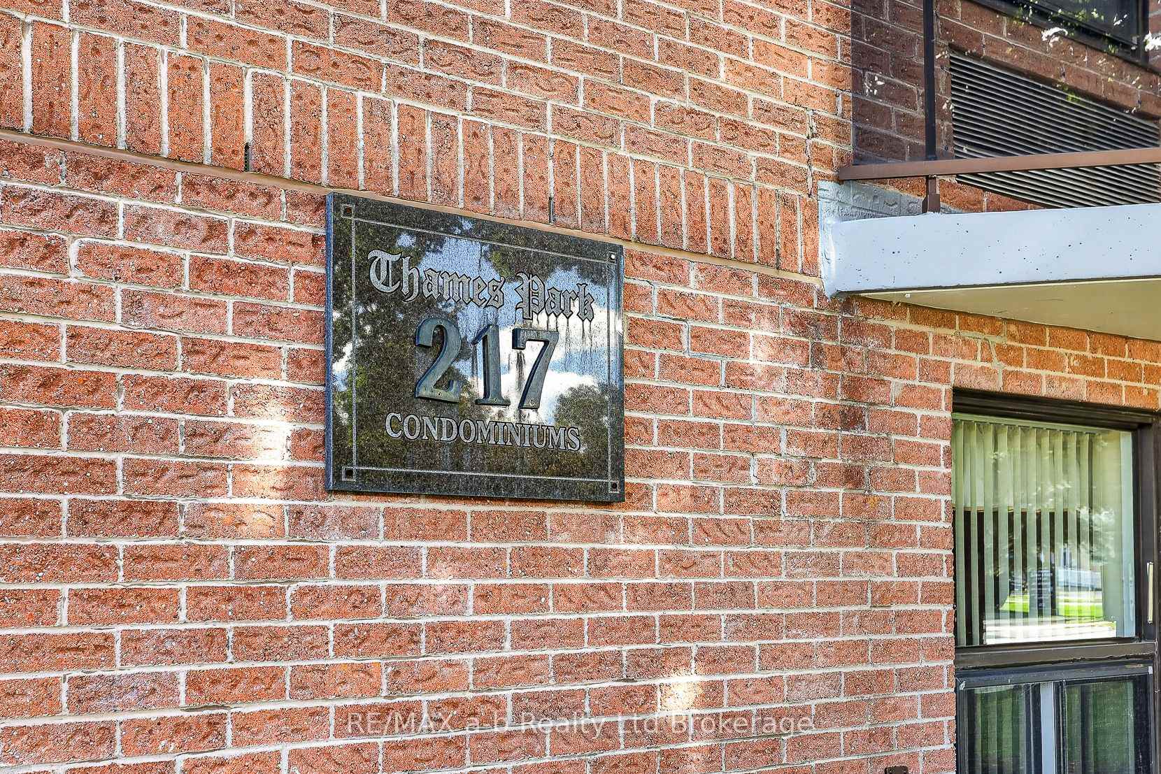 Photo of Unit 406, 217 Thames Street S