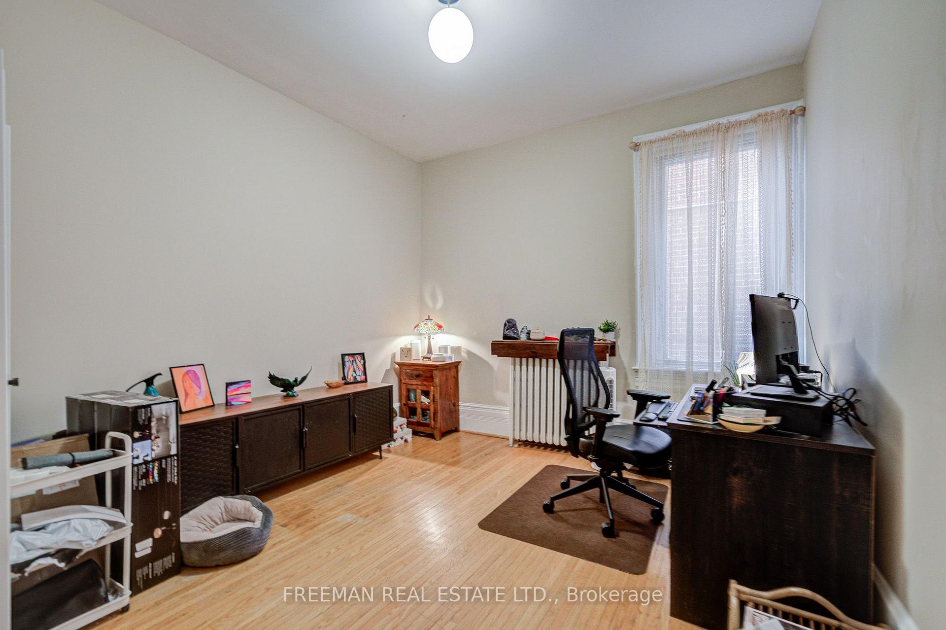 Photo 10 of 756 Euclid Avenue, Toronto, The Annex — HOMEH