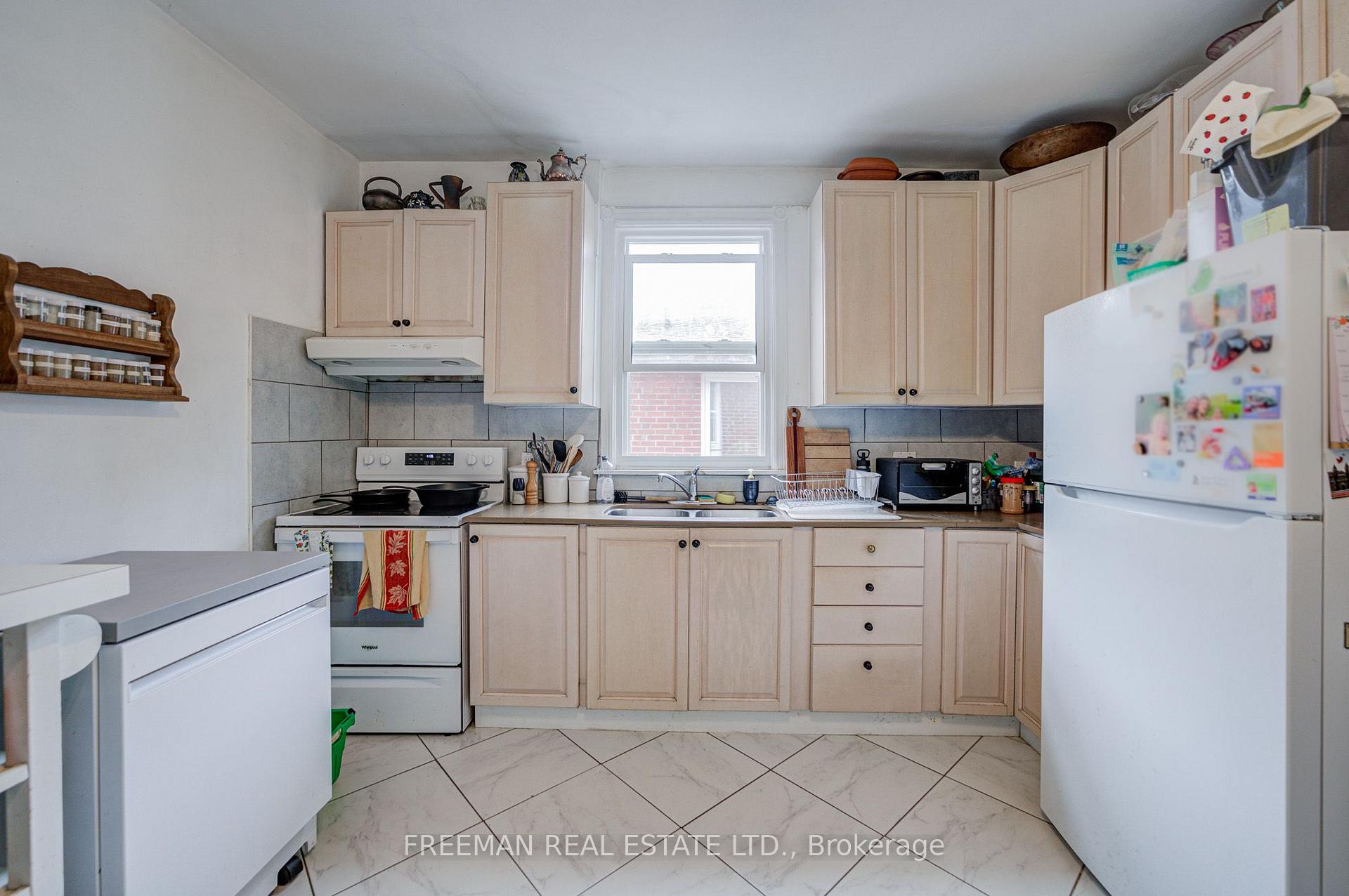 Photo 22 of 756 Euclid Avenue, Toronto, The Annex — HOMEH
