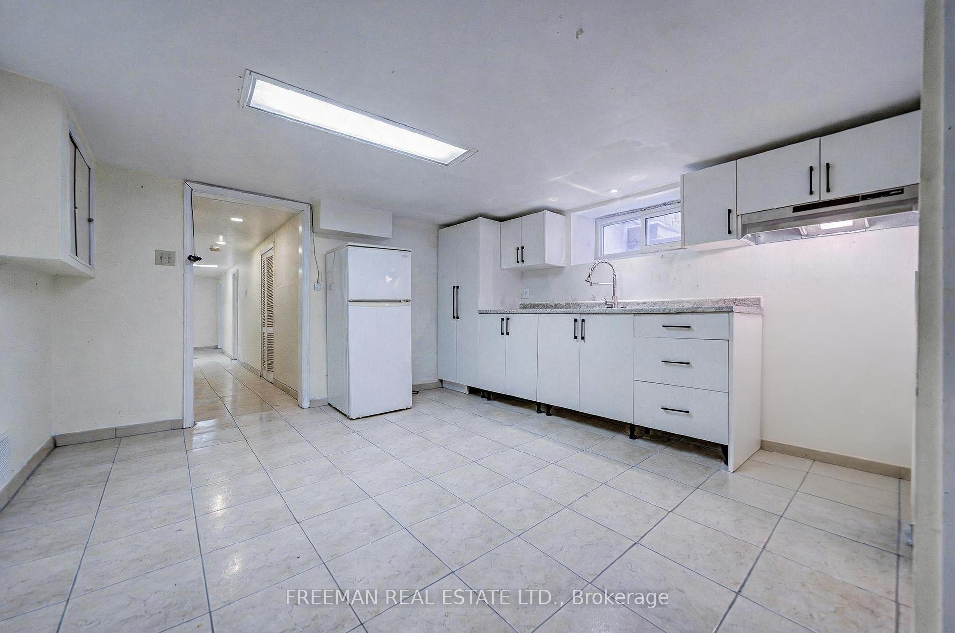 Photo 32 of 756 Euclid Avenue, Toronto, The Annex — HOMEH