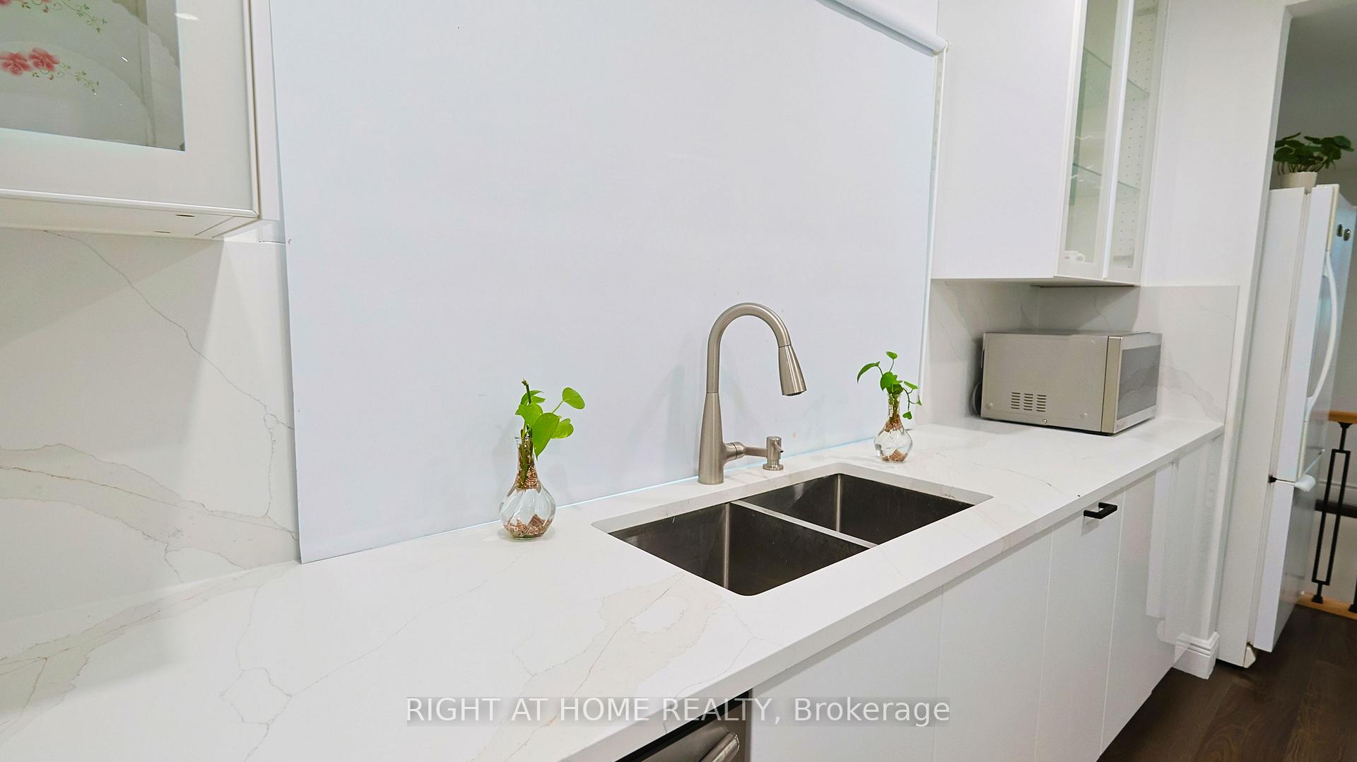 Photo 22 of 82 Normanhurst Avenue, Hamilton, Normanhurst — HOMEH
