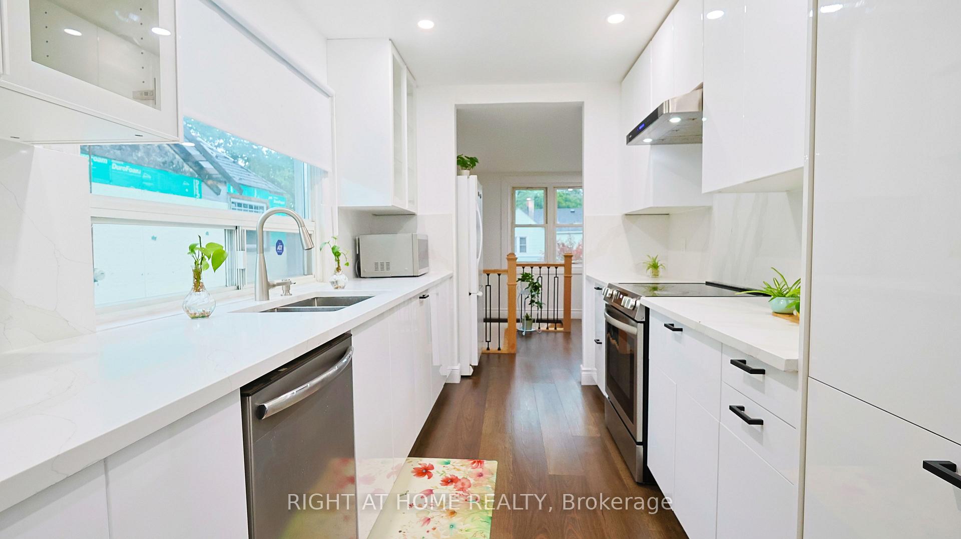 Photo 23 of 82 Normanhurst Avenue, Hamilton, Normanhurst — HOMEH