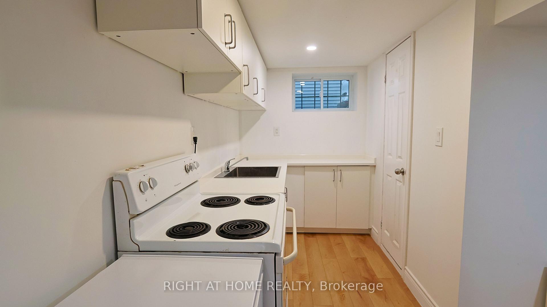 Photo 35 of 82 Normanhurst Avenue, Hamilton, Normanhurst — HOMEH