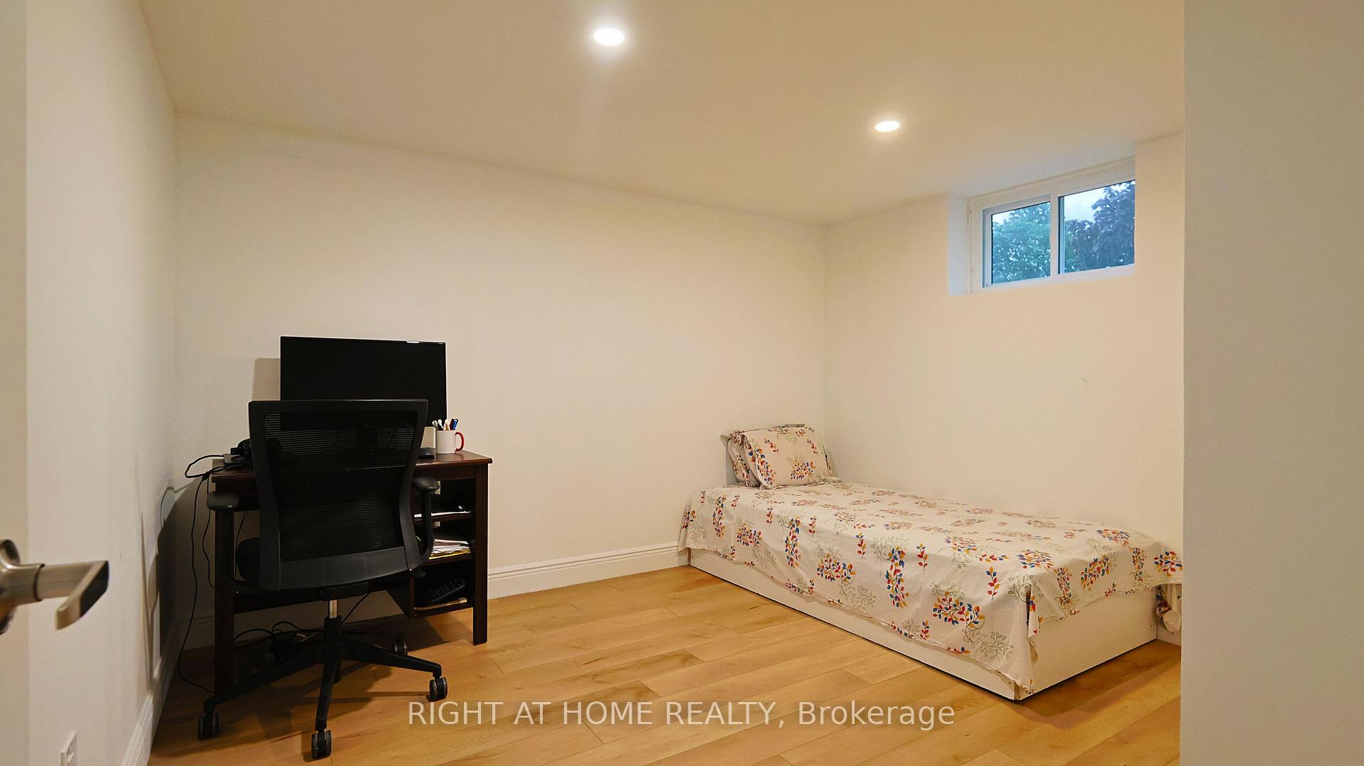 Photo 38 of 82 Normanhurst Avenue, Hamilton, Normanhurst — HOMEH