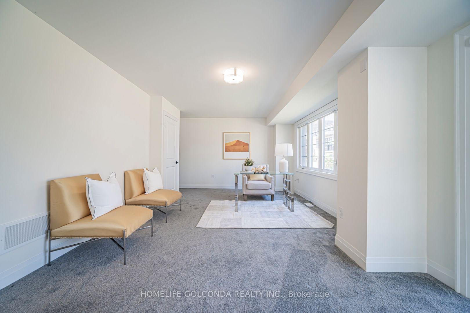 Photo 5 of 2 Silvermills Lane, Markham, Angus Glen — HOMEH