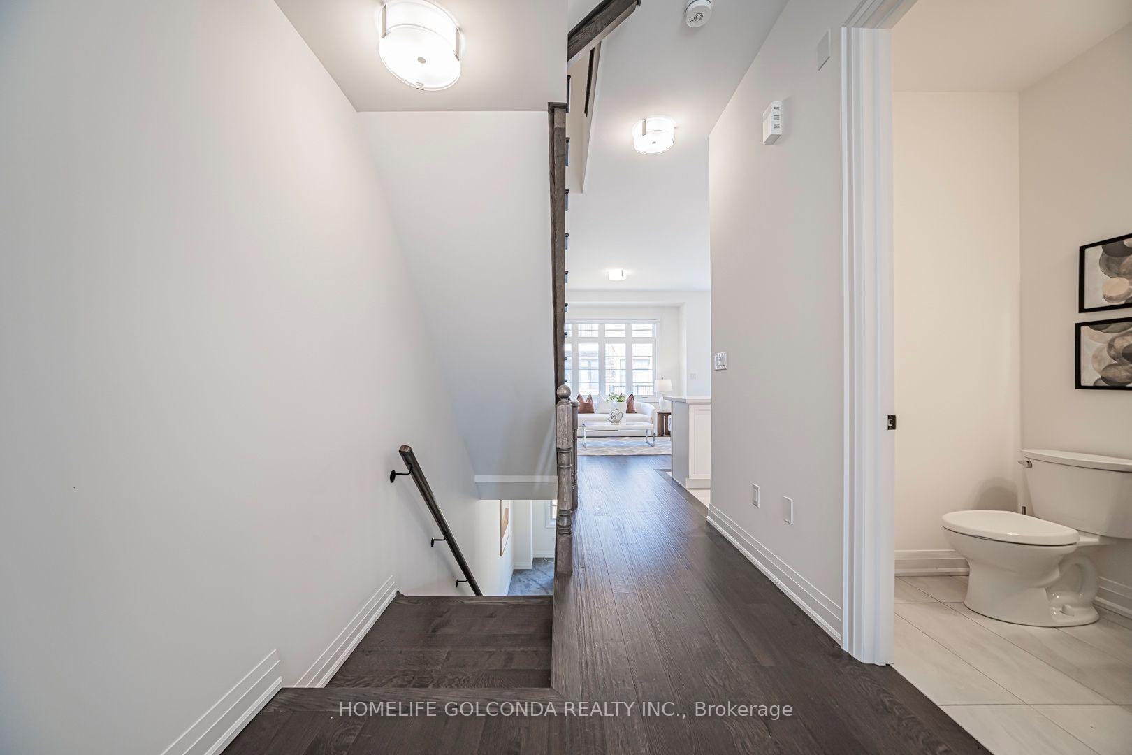 Photo 6 of 2 Silvermills Lane, Markham, Angus Glen — HOMEH