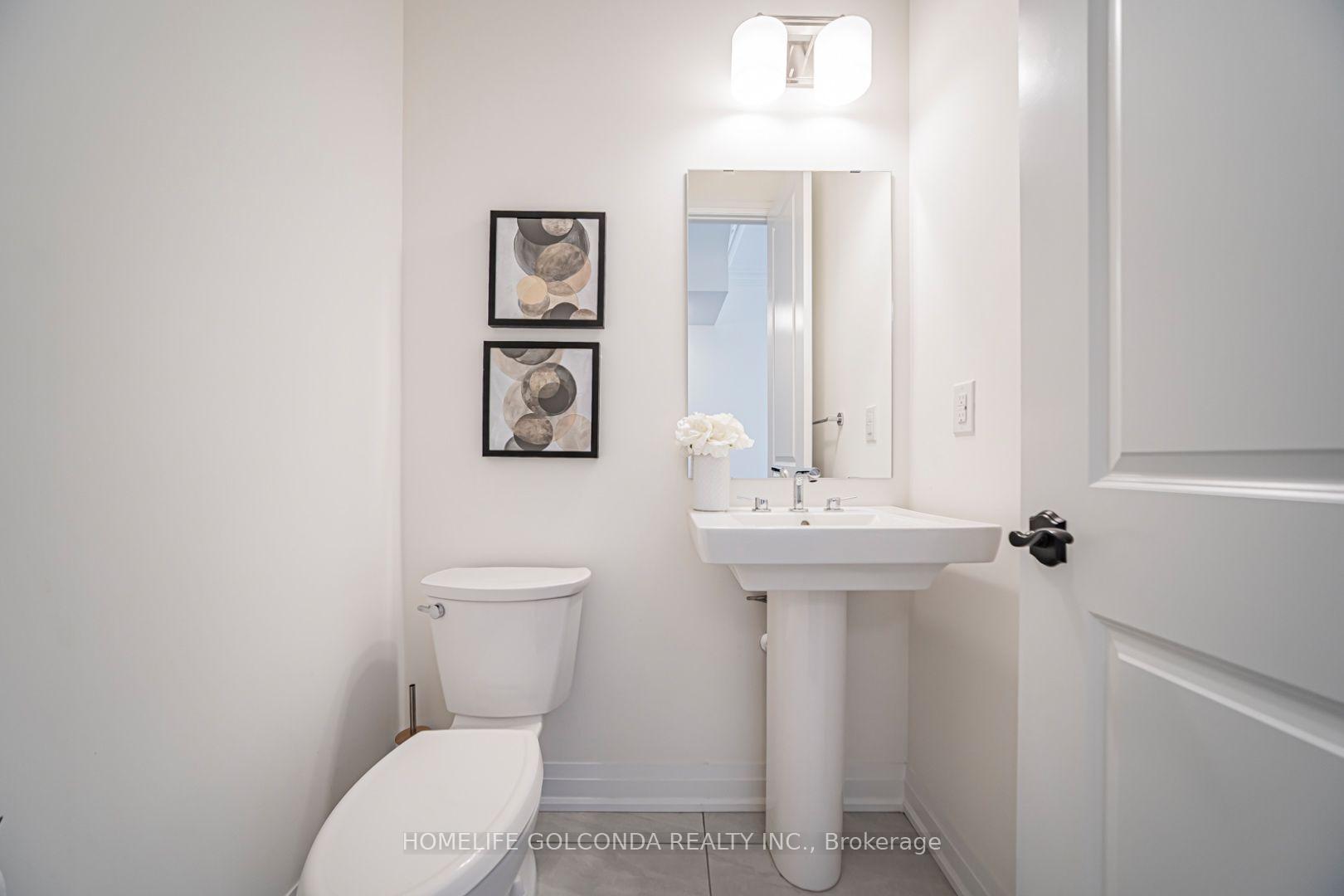 Photo 7 of 2 Silvermills Lane, Markham, Angus Glen — HOMEH