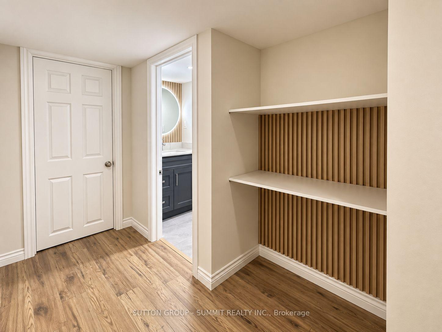 Photo 21 of 9 Grenadier Drive, Hamilton, Huntington — HOMEH