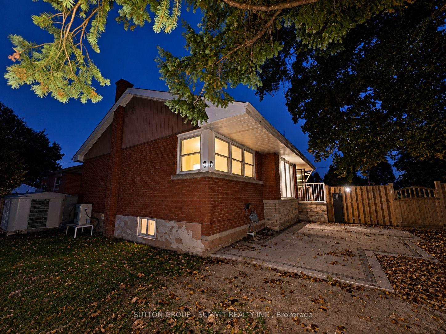 Photo 22 of 9 Grenadier Drive, Hamilton, Huntington — HOMEH