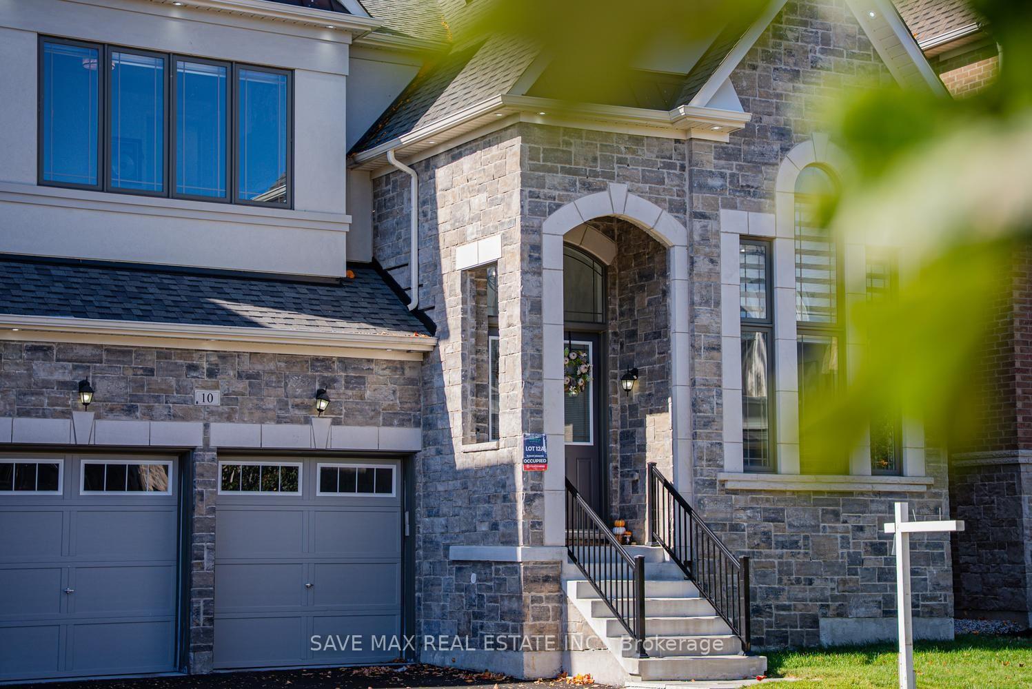 Photo 2 of 10 Daisy Meadow Crescent, Caledon, Caledon East — HOMEH