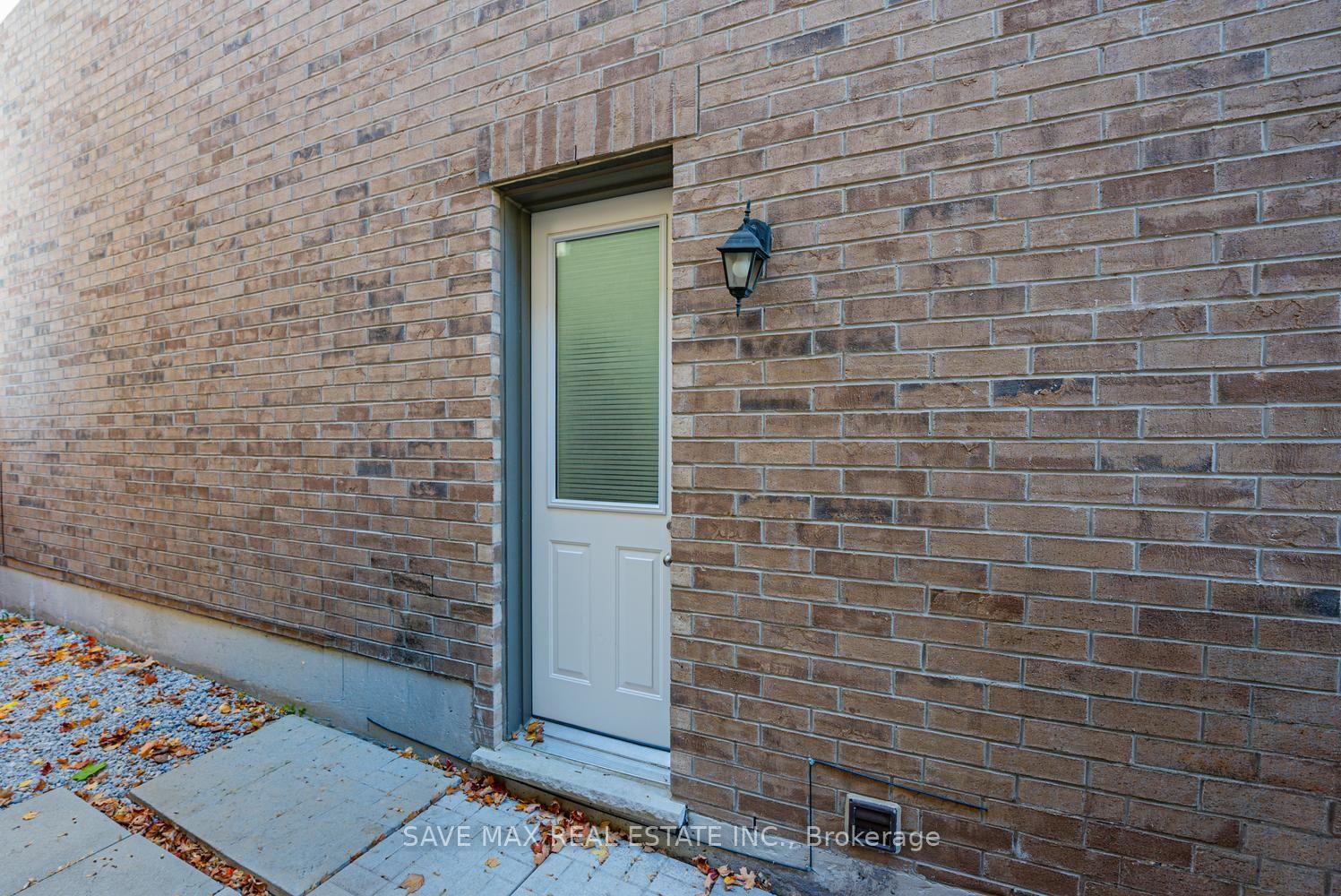 Photo 46 of 10 Daisy Meadow Crescent, Caledon, Caledon East — HOMEH