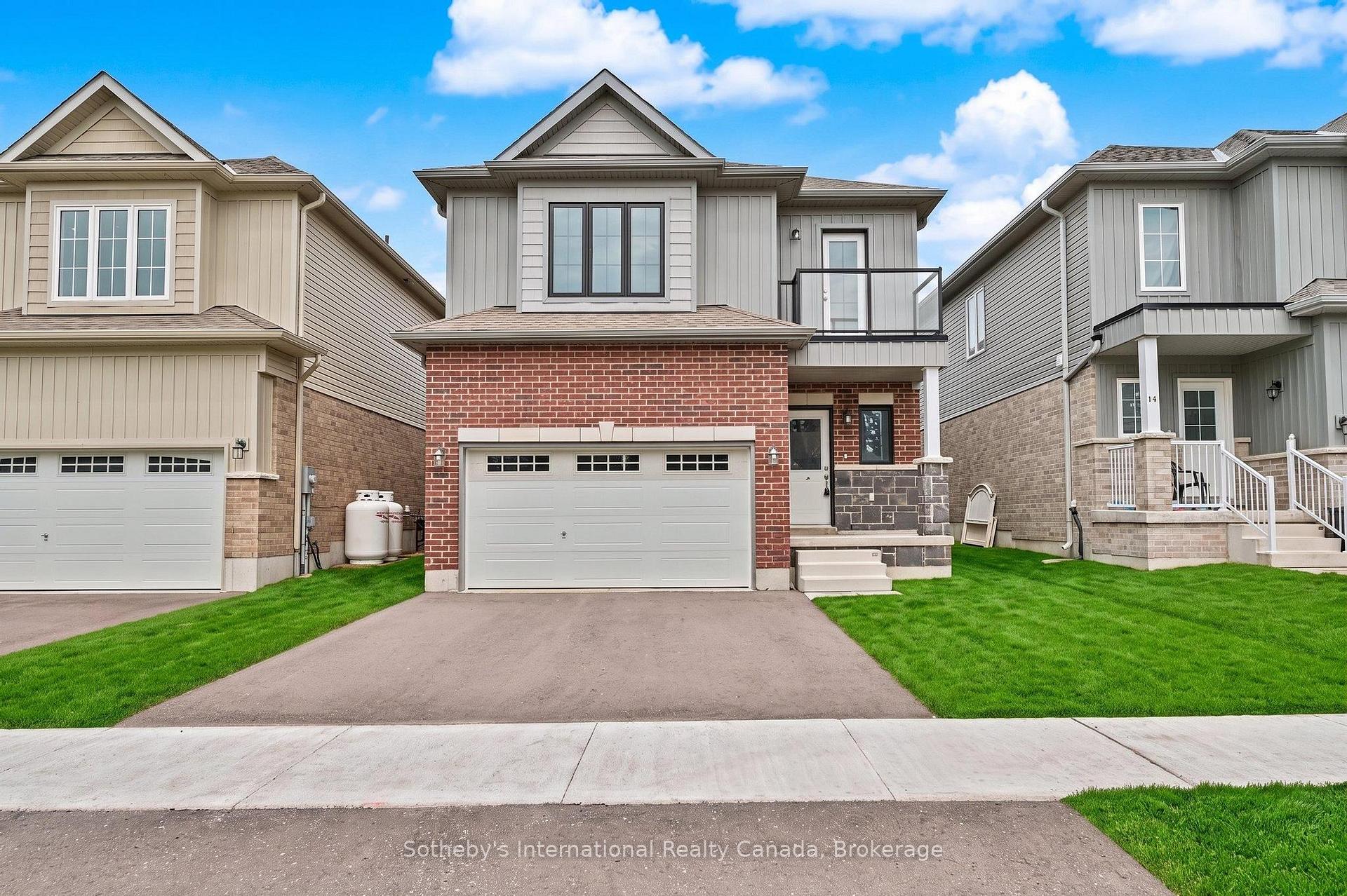 Photo of 12 Hillcroft Way