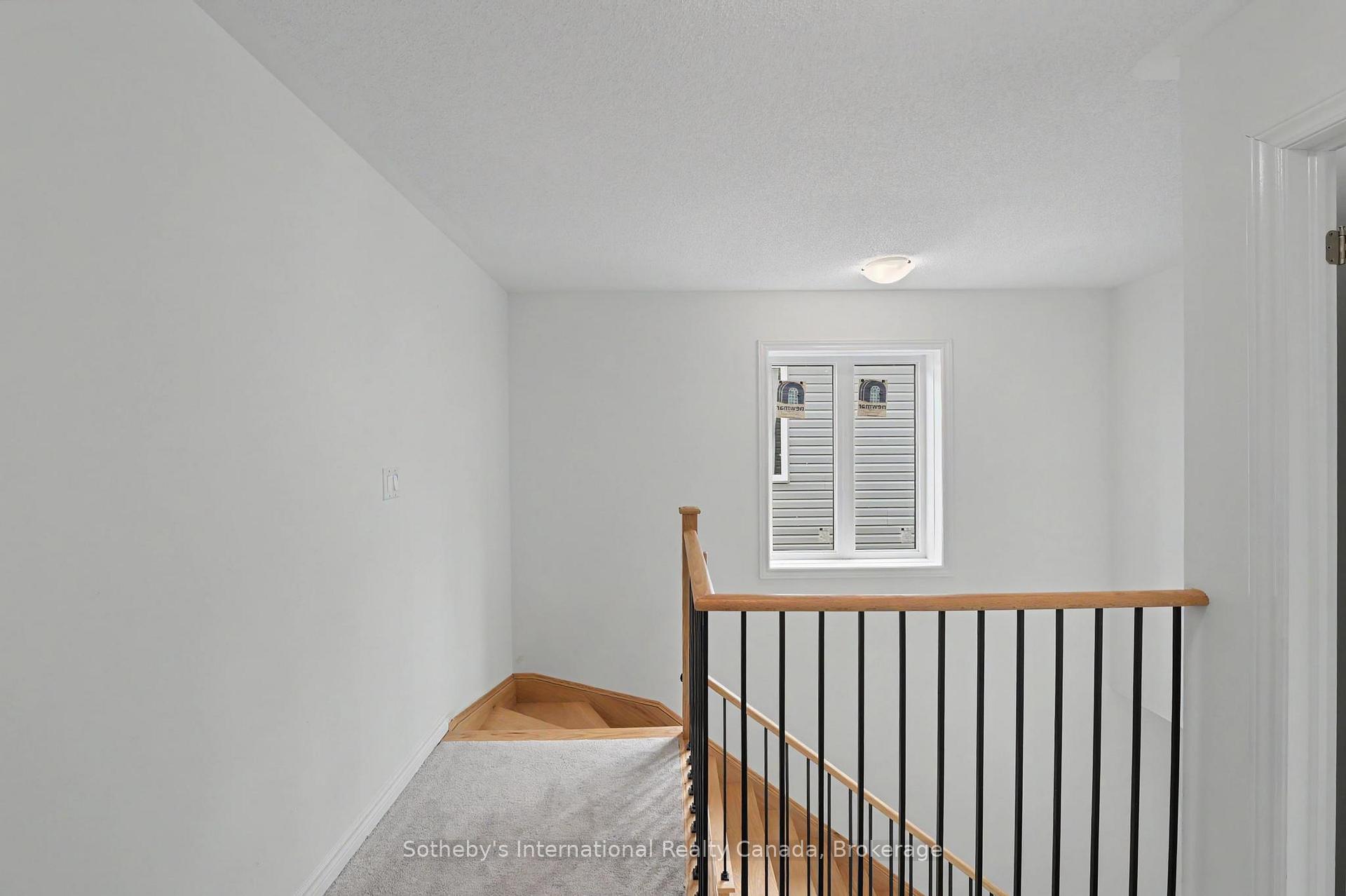Photo 16 of 12 Hillcroft Way, Kawartha Lakes, Bobcaygeon — HOMEH