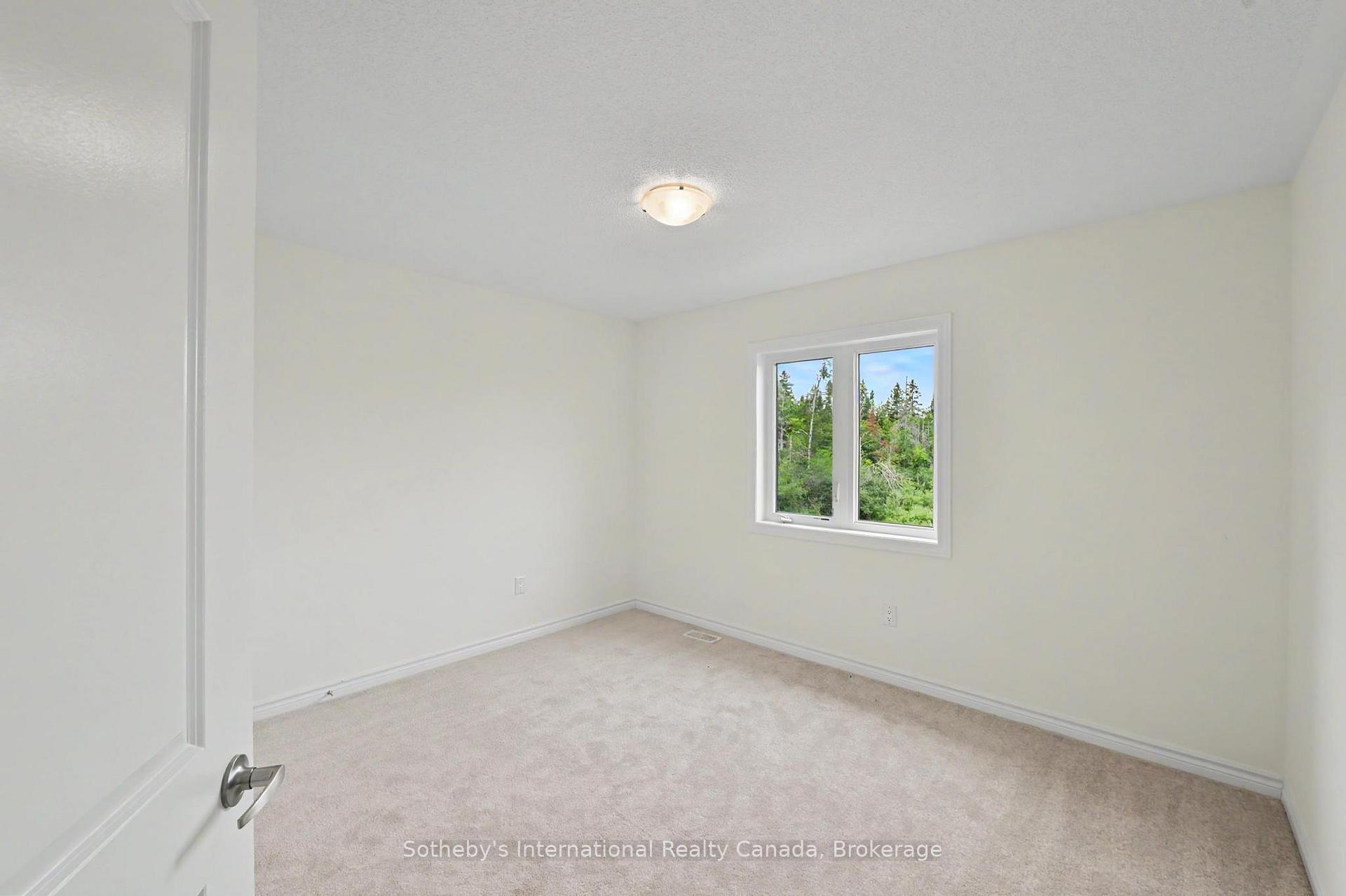 Photo 35 of 12 Hillcroft Way, Kawartha Lakes, Bobcaygeon — HOMEH