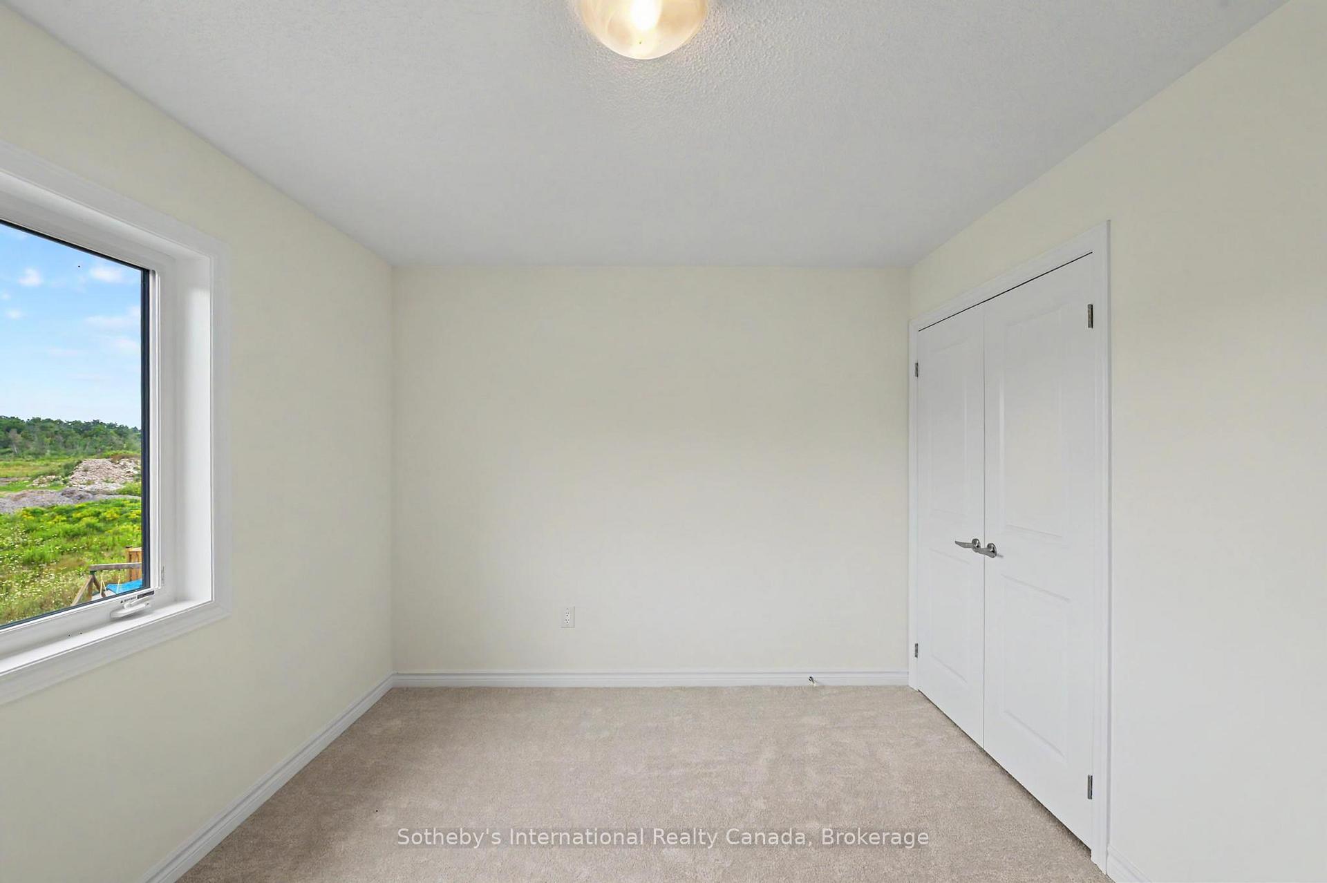 Photo 38 of 12 Hillcroft Way, Kawartha Lakes, Bobcaygeon — HOMEH