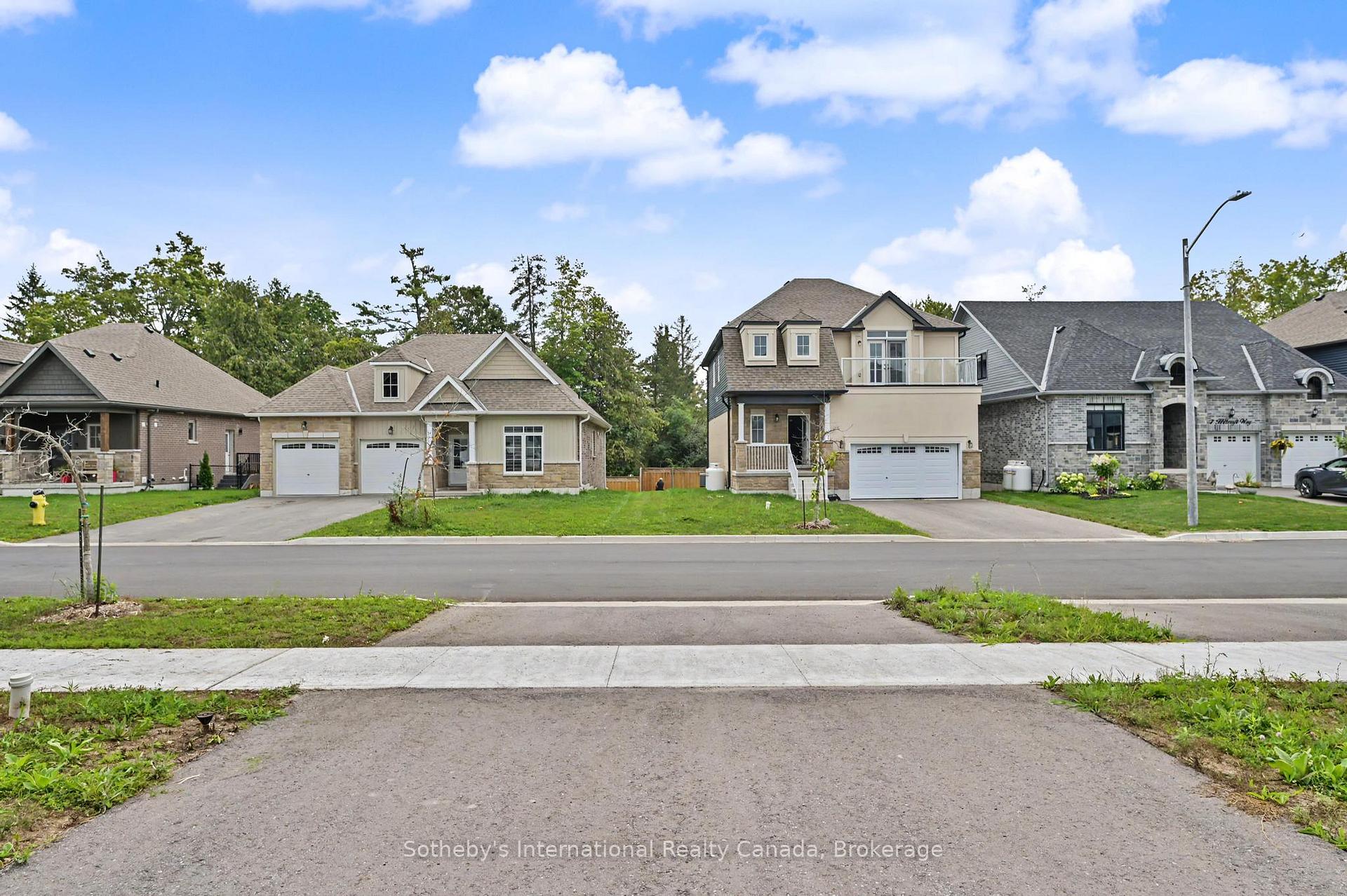 Photo 43 of 12 Hillcroft Way, Kawartha Lakes, Bobcaygeon — HOMEH