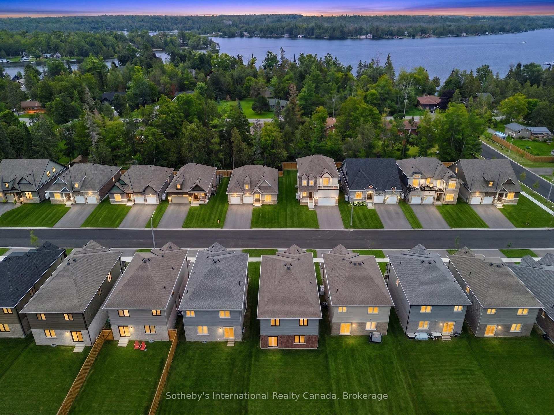 Photo 45 of 12 Hillcroft Way, Kawartha Lakes, Bobcaygeon — HOMEH