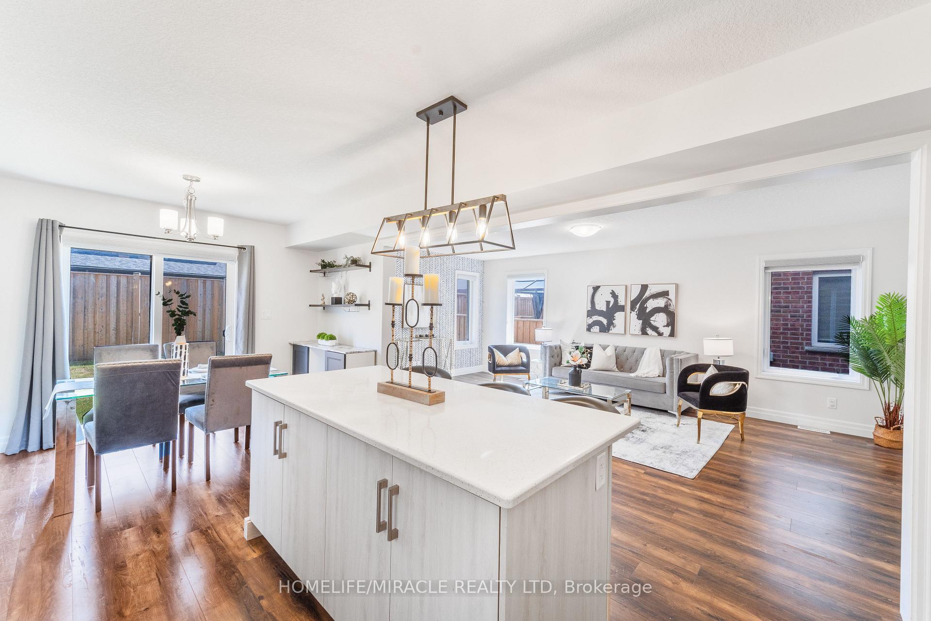 Photo 3 of 53 Robertson Drive, Stratford — HOMEH