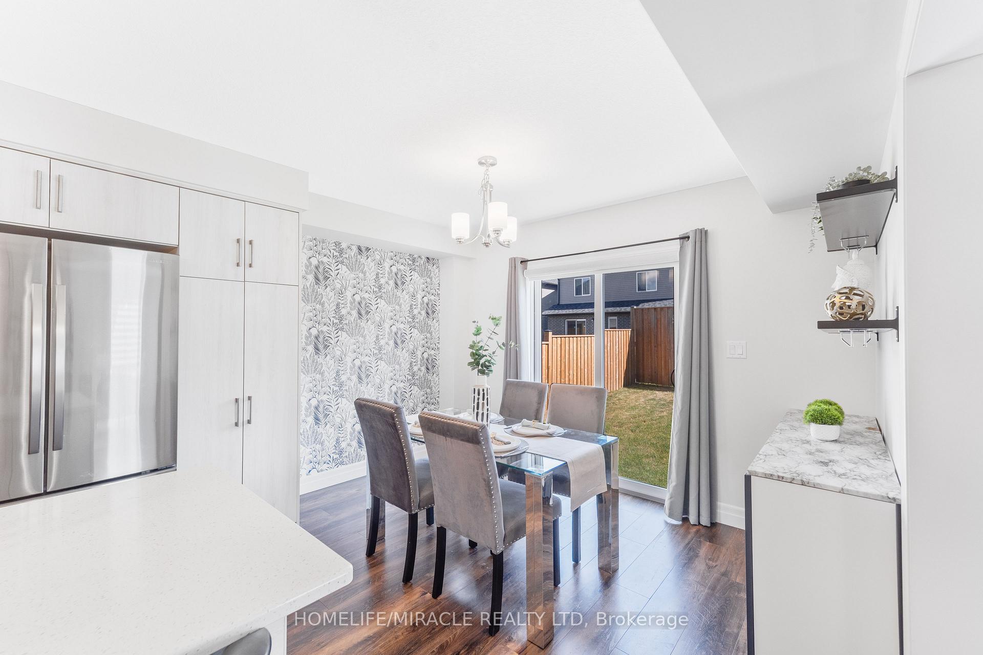 Photo 9 of 53 Robertson Drive, Stratford — HOMEH
