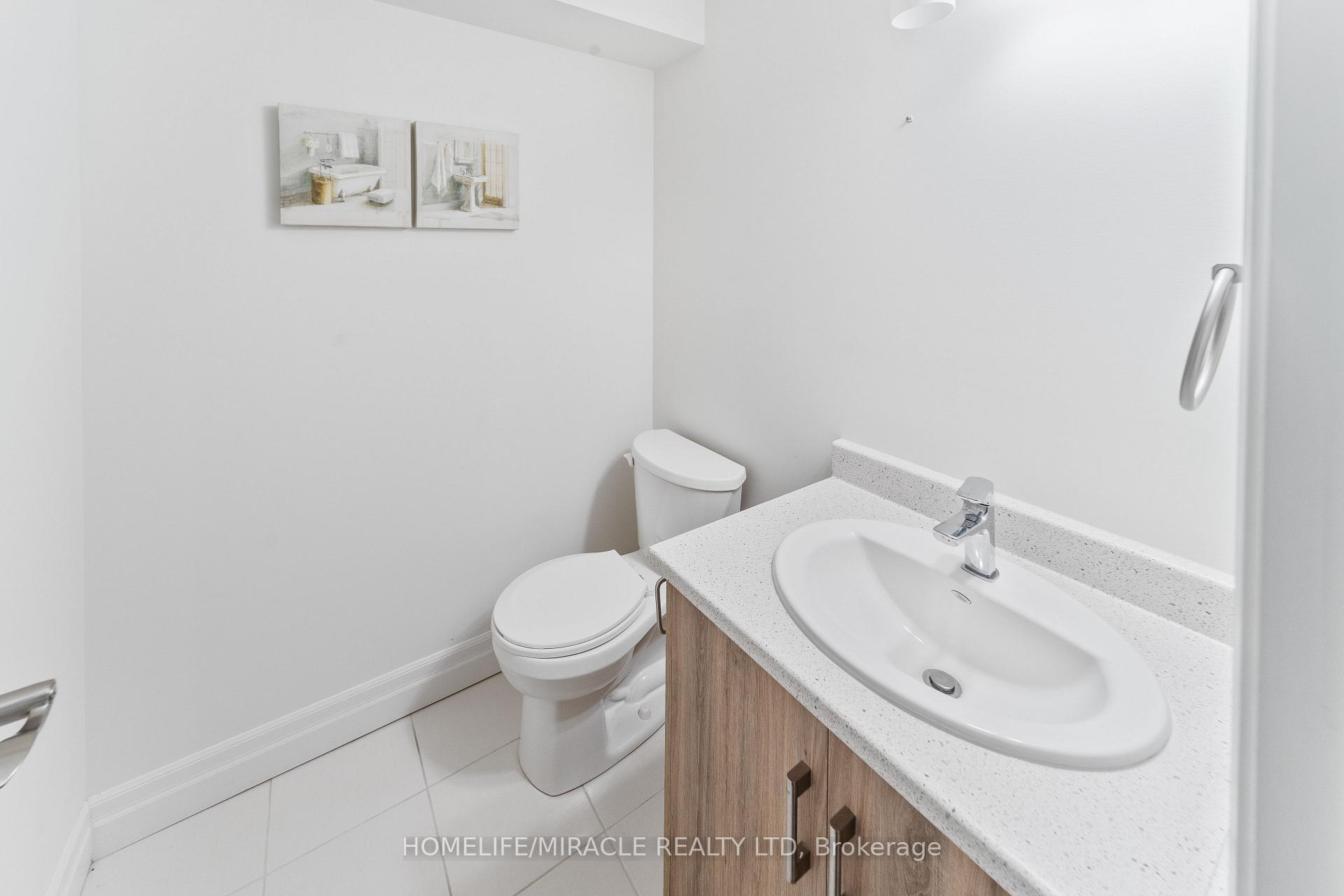 Photo 19 of 53 Robertson Drive, Stratford — HOMEH