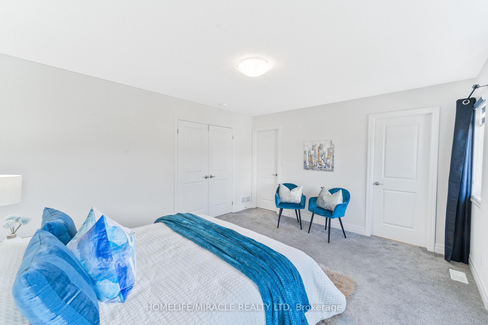 Photo 25 of 53 Robertson Drive, Stratford — HOMEH