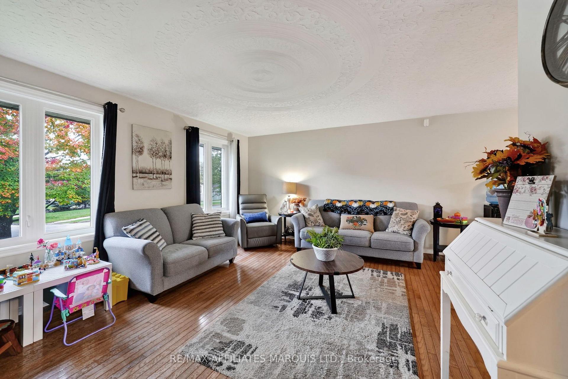 Photo 3 of 1313 Stormont Drive, Cornwall, Cornwall — HOMEH