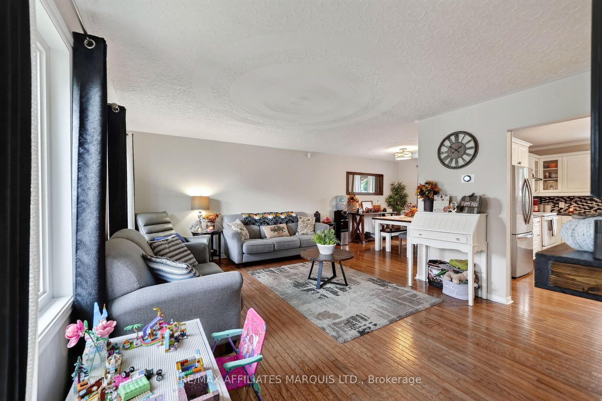 Photo 5 of 1313 Stormont Drive, Cornwall, Cornwall — HOMEH